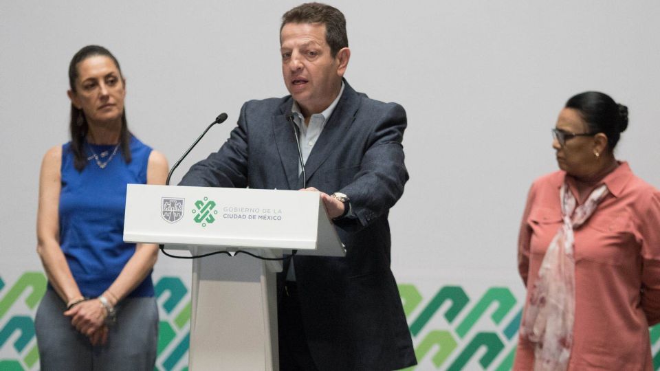 La confrontación verbal entre el subsesecretario capitalino y el historiador se da en medio de un escenario internacional particularmente tenso