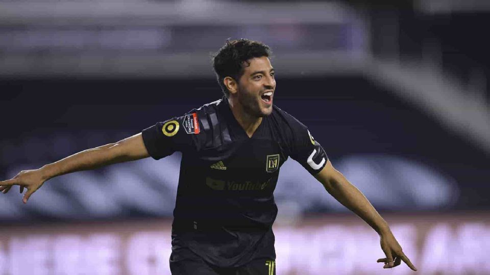 ¿Carlos Vela coquetea con Cruz Azul?