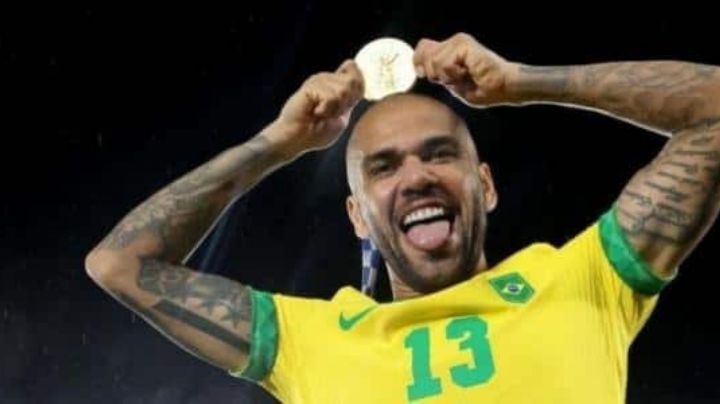 Defensa de Alves aduce que los videos "desmienten" la versión de la víctima