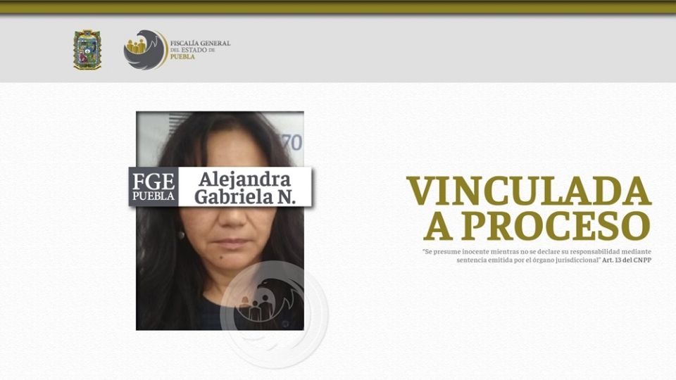 Se trata de Alejandra Gabriela Aguilar Balbuena, quien trabajó en el gobierno interino de Guillermo Pacheco Pulido y con Rafael Moreno Valle Rosas