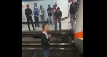 VIDEO: Coreano intenta suicidarse en la Línea 2 del Metro