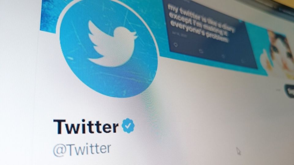 “The Verge” reveló que el nuevo dueño de Twitter dio a sus empleados un ultimátum: cumplir con la fecha límite para este proyecto de pago por verificación de Twitter… de no hacerlo, serán despedidos
