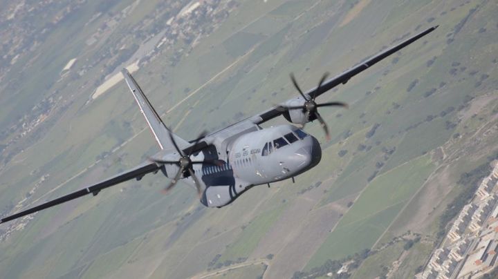 Dispendios, objetos ilícitos y fuga de datos en vuelos 4T: Sedena