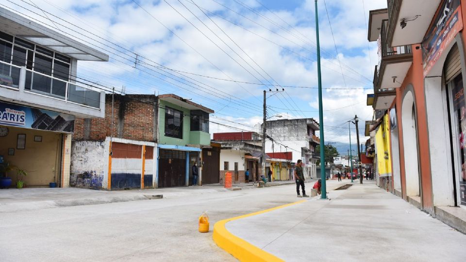 La obra estará lista para el paso de vehículos y peatones este fin de semana, y el lunes se permitirá el tránsito