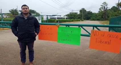 Trabajador de universidad de Huejutla inicia huelga de hambre