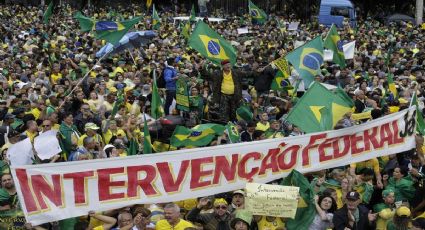 El bolsonarismo va a puertas del Ejército y pide golpe contra Lula