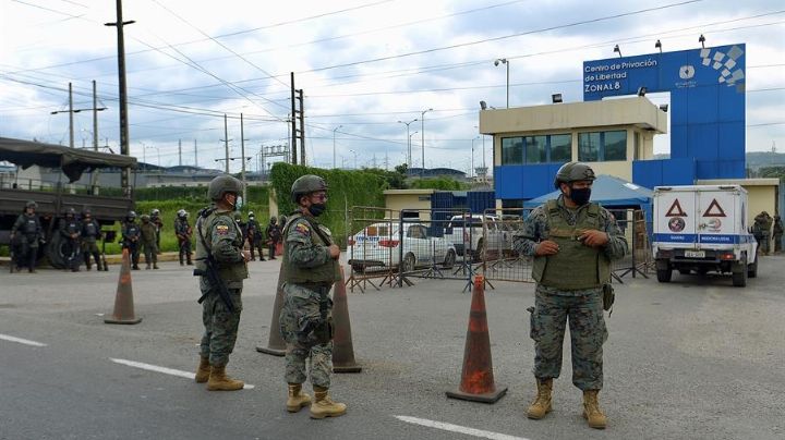 Violencia sin freno en Ecuador: cateo en cárcel deja 7 heridos
