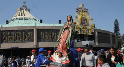 Peregrinos desbordan su fe por la Virgen de Guadalupe en la Basílica