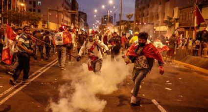 Mueren dos personas en protestas por adelanto de elecciones en Perú
