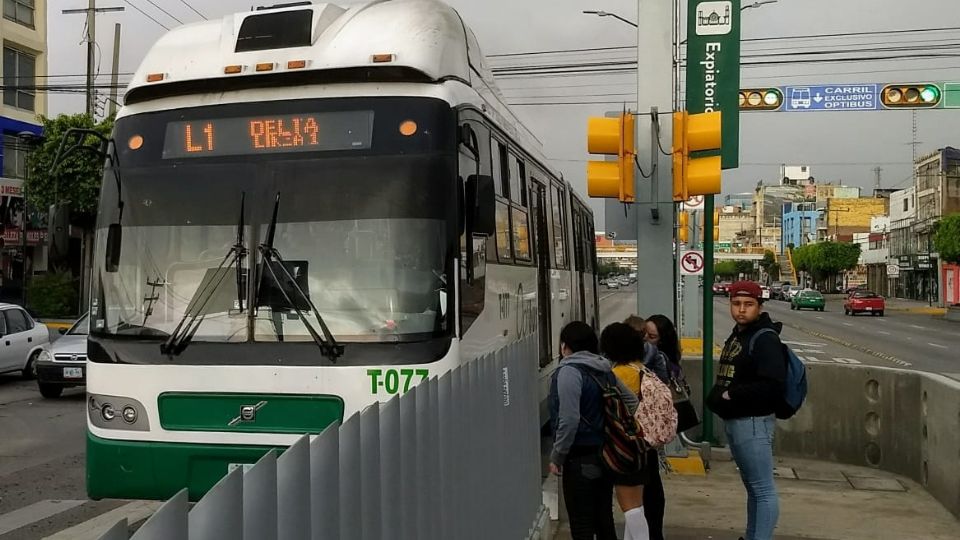 Los transportistas argumentan haber tenido pérdidas por la baja en el pasaje.