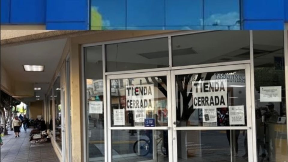Todas las tiendas Famsa León están ya cerradas. Lo mismo que las de Irapuato y Celaya.