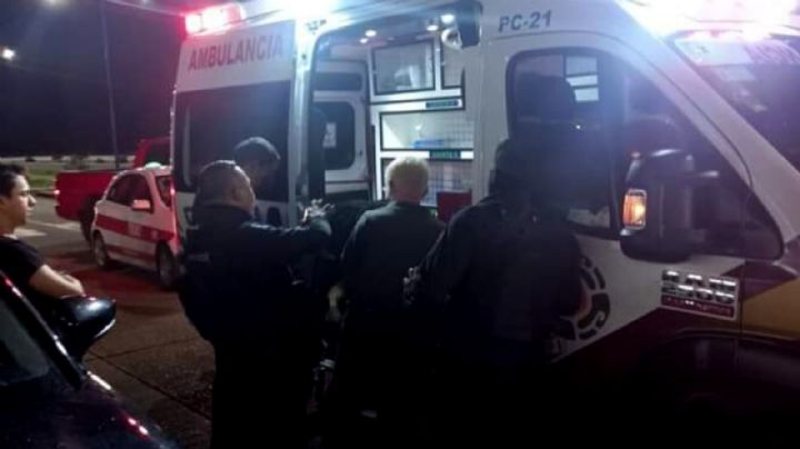 Joven cae de segundo piso y aplasta a otros 2 en antro de Coatzacoalcos