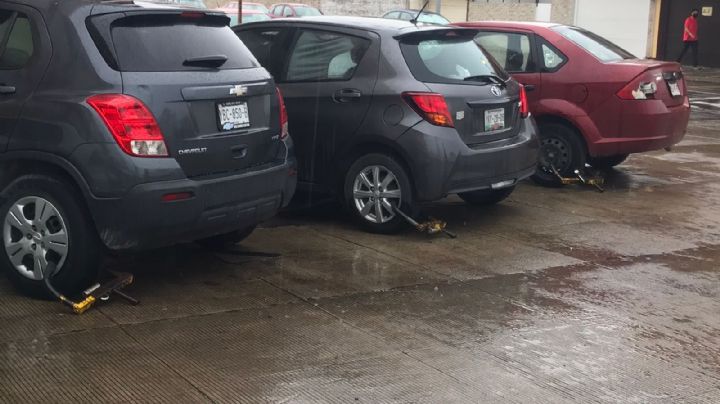 ¡Cangrejos para todos! Colocan candados a autos de profes en Veracruz