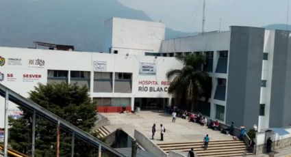 Se quejan por elevadores descompuestos en Hospital Río Blanco