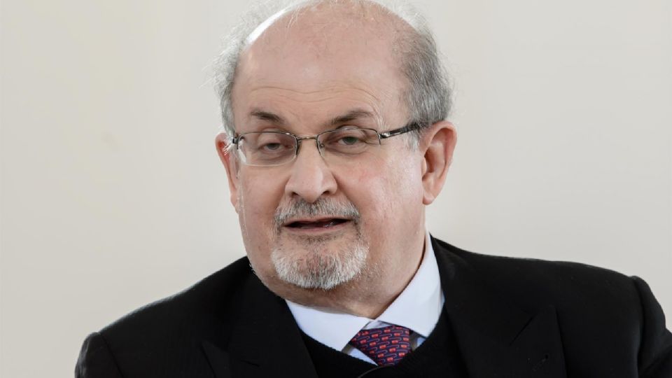 Salman Rushdie, delicado. Foto: EFE