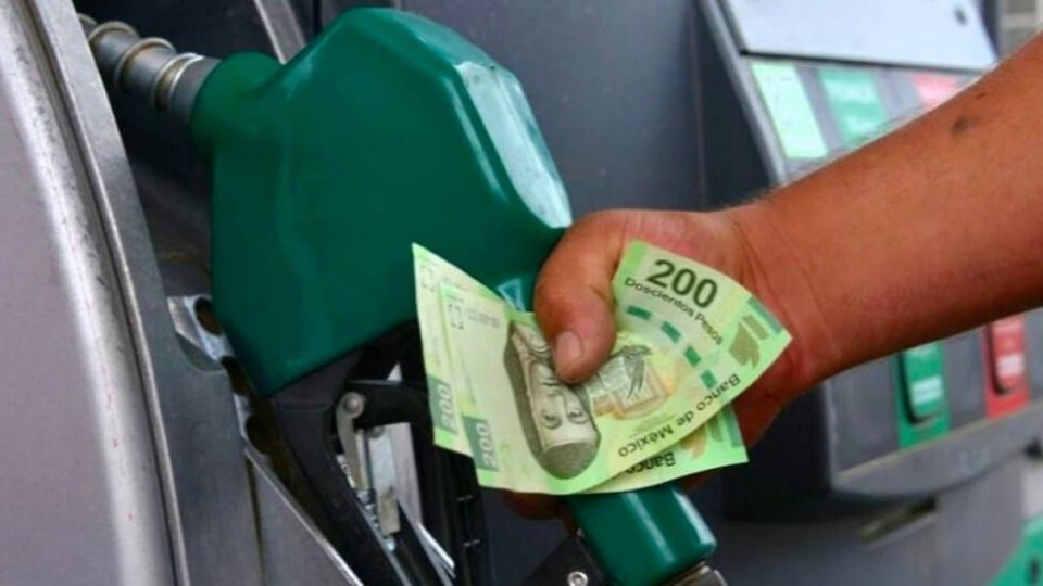 En Coatzacoalcos se reportó el precio más bajo de los combustibles