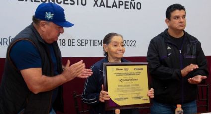 Rebeca López Gonzalez recibe reconocimiento del Ayuntamiento por su trayectoria deportiva