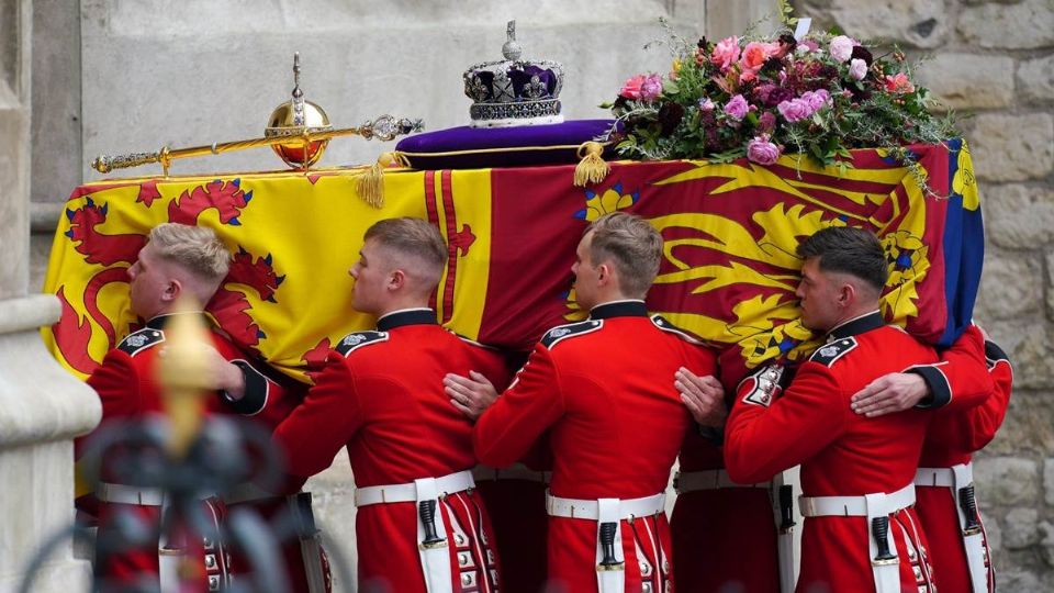 Despiden a la Reina Isabel II en fastuoso funeral