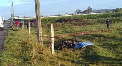 Adolescente iba a la escuela, impacta su moto vs poste y muere en Hidalgo