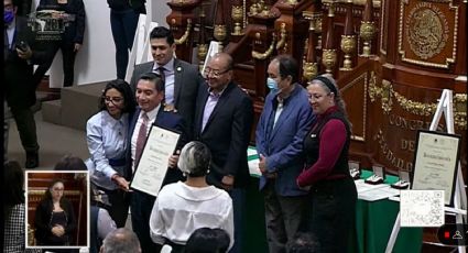 Periodista de La Silla Rota recibe premio al Mérito Periodístico 2021