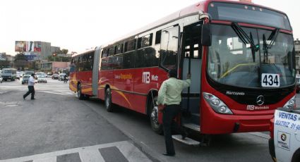 Metrobús CDMX: El insólito choque en el carril confinado captado en TikTok