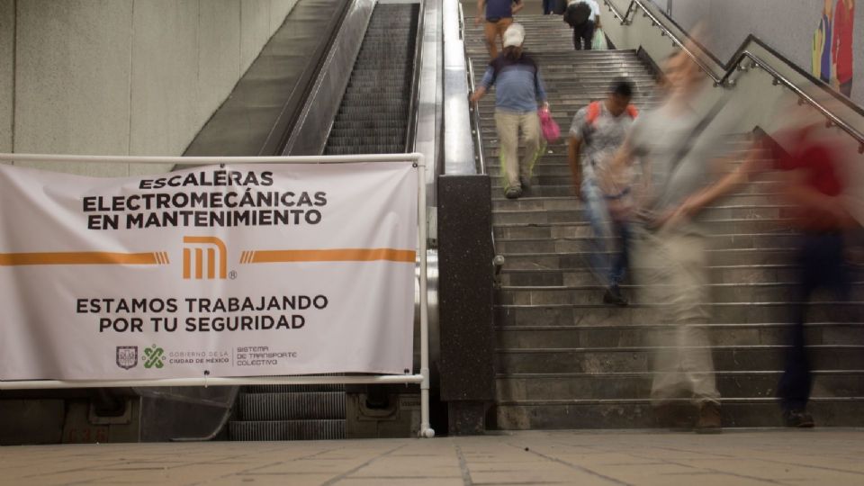 Orina, ¿causa de las fallas en las escaleras eléctricas del Metro?