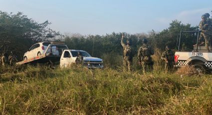 En "La Brecha", encuentran auto que habrían usado en masacre de Las Bajadas