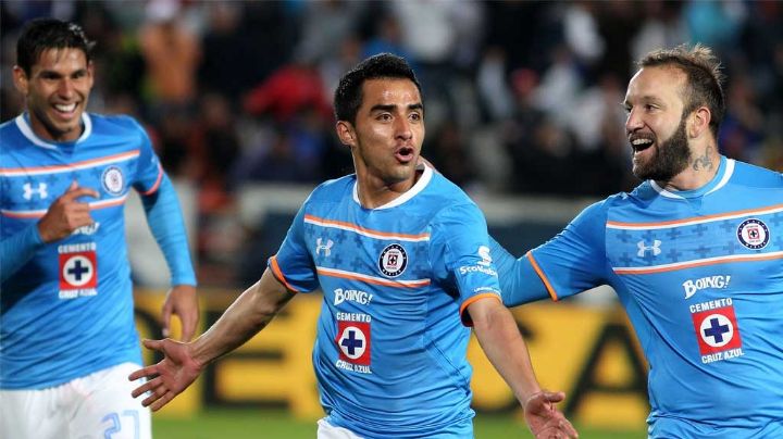 VIDEO: Ex jugador de Cruz Azul se agarra a golpes en pleno partido