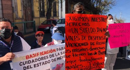 "Nos corrieron mediante WhatsApp"; protestan trabajadores del Instituto de Salud del Edomex