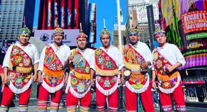 Voladores de Papantla llegan al Times Square en Nueva York