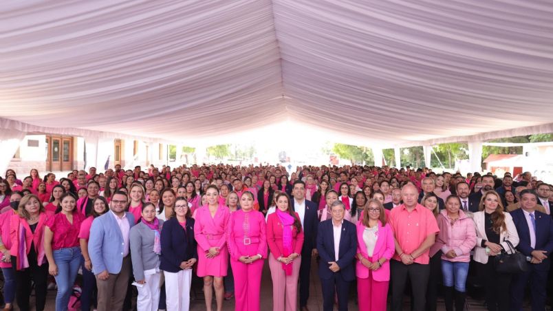 La gobernadora de Aguascalientes, Tere Jiménez anuncia la llegada de mastógrafos para reforzar la prevención del cáncer de mama
