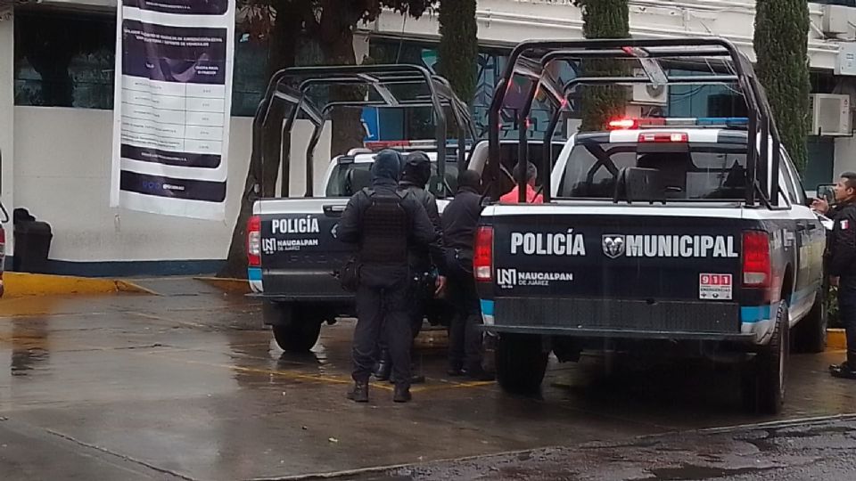 Denuncian abuso policial en Naucalpan, autoridades afirman que el joven violento a los policías