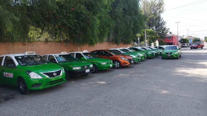 Por seguridad taxistas no dan servicio de noche en estas colonias de León