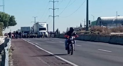 Carretera Chamapa-Lechería, bloquean en Atizapán por falta de agua