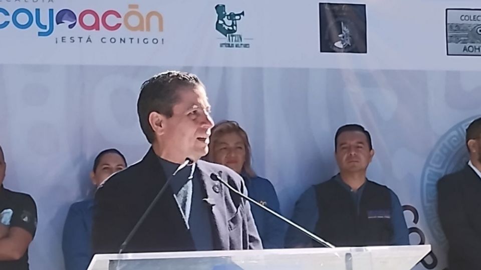 La alcaldía Coyoacán entrega 15,000 metros cuadrados de reencarpetado en la colonia Pedregal de Carrasco y 4,793 metros cuadrados de repavimentación en Copilco El Bajo; “hemos repavimentado ya más de 500 km, el equivalente de Coyoacán a Guadalajara”: Giovani Gutiérrez