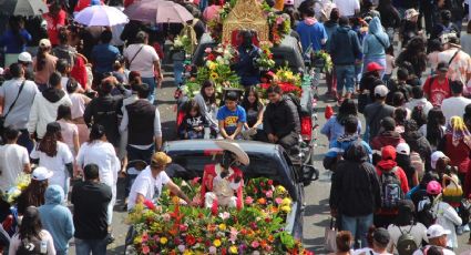 Fieles a la Niña Blanca y al Angelito Negro recorren las principales calles de Pachuca