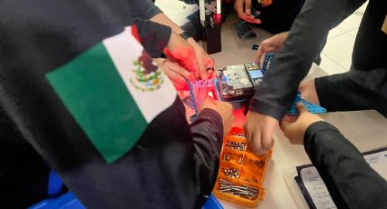Estudiantes de Coatzacoalcos piden apoyos para ir al Mundial de Robótica en China