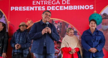 Mary Gómez y Tony Rodríguez regalan Navidad inolvidable a adultos mayores de Tlalnepantla