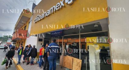 Hombres desconocidos vandalizan sucursal bancaria de Papantla; intentaban asaltarla