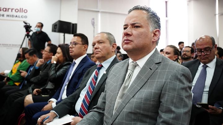 Cantan alcaldes de la Estafa Siniestra contra exsecretarios de gobierno: Santiago Nieto