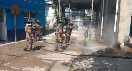 Fuga de amoniaco en fábrica de hielo causa alerta en Ecatepec