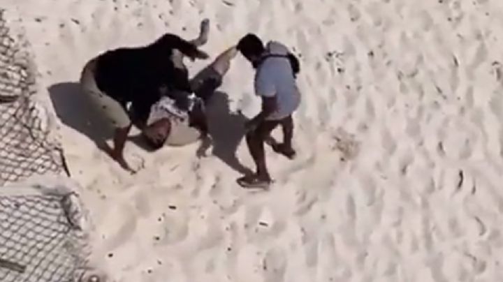 VIDEO: Por no pagar "derecho de piso", vendedor sufre golpiza en Cancún