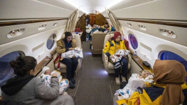 Rescatan a 16 bebés que sobrevivieron al terremoto en Turquía