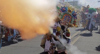 Asesinan a menor huehue con un mosquetón en violento carnaval de Puebla