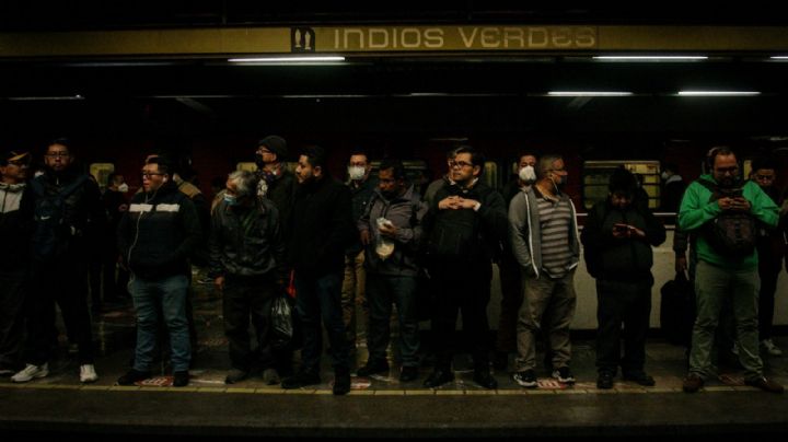 Reportan desalojos, retrasos y aglomeraciones en Línea 3; así va el Metro hoy 6 de febrero