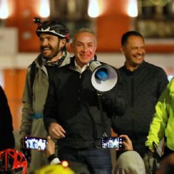 Ciclistas lamentan que alcalde de Pachuca se "colgara" de mega rodada