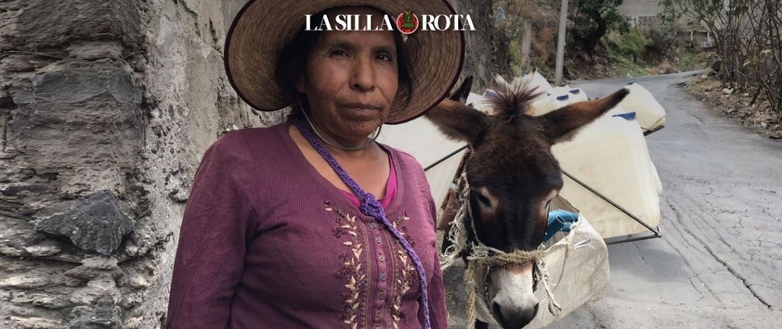 Agua viaja en burro en Xochimilco: la CDMX del Siglo XIX