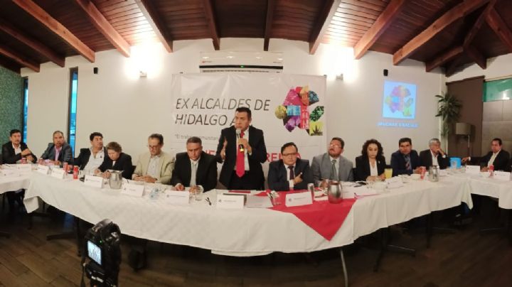 Exalcaldes de Hidalgo de varios partidos unen fuerzas con asociación civil; ¿qué buscan?