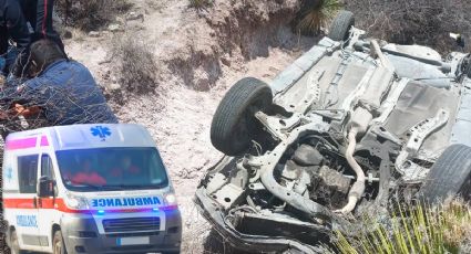 Cae automóvil a barranco en Hidalgo; una persona lesionado