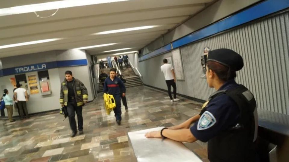 Foto ilustrativa de la estación Hidalgo del Metro de la CDMX